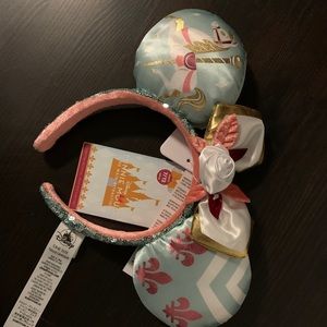 Carousel Minnie Mouse ears